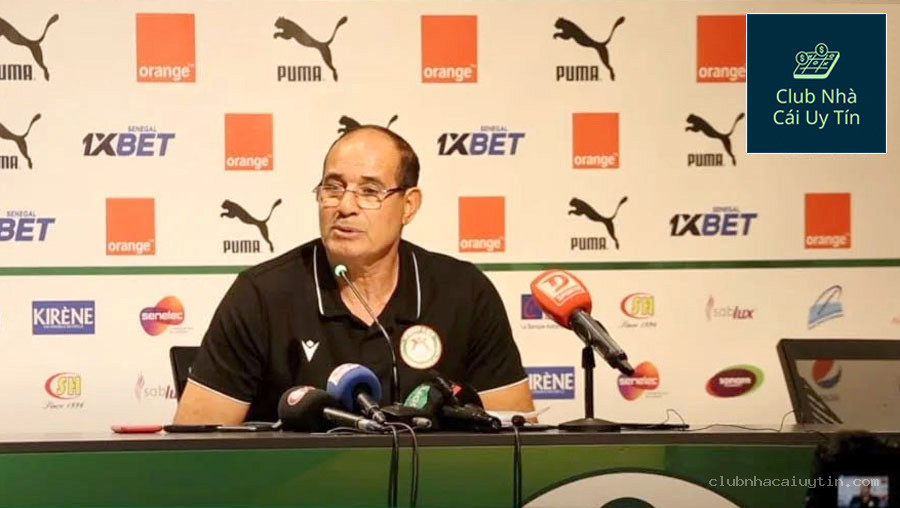 Khả Ngân đồng hành cùng Badou Zaki